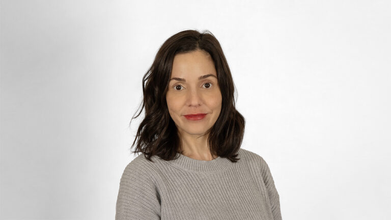 Headshot of Nikki DeBaroncelli