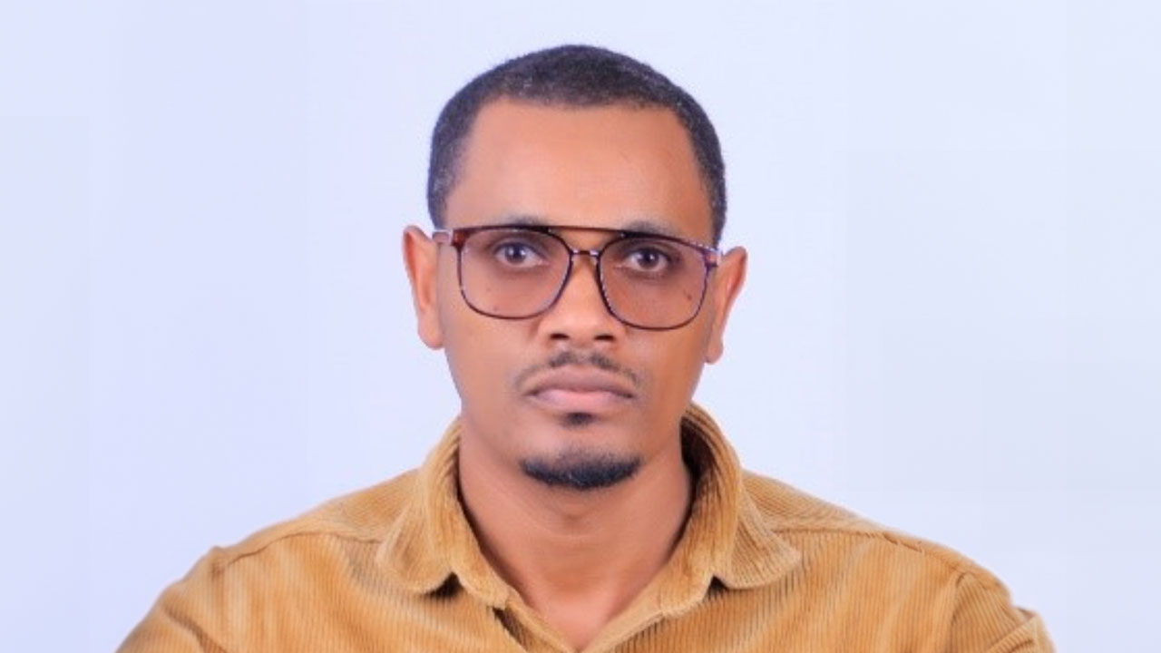 Headshot of Bonson Alemu